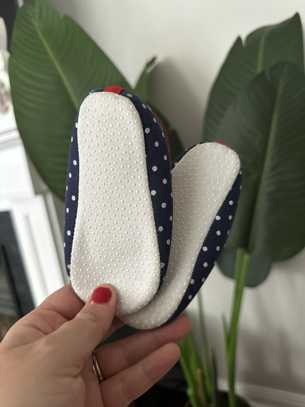 Baby Shoes Tommy Hilfiger Size 4 image indicator(2)