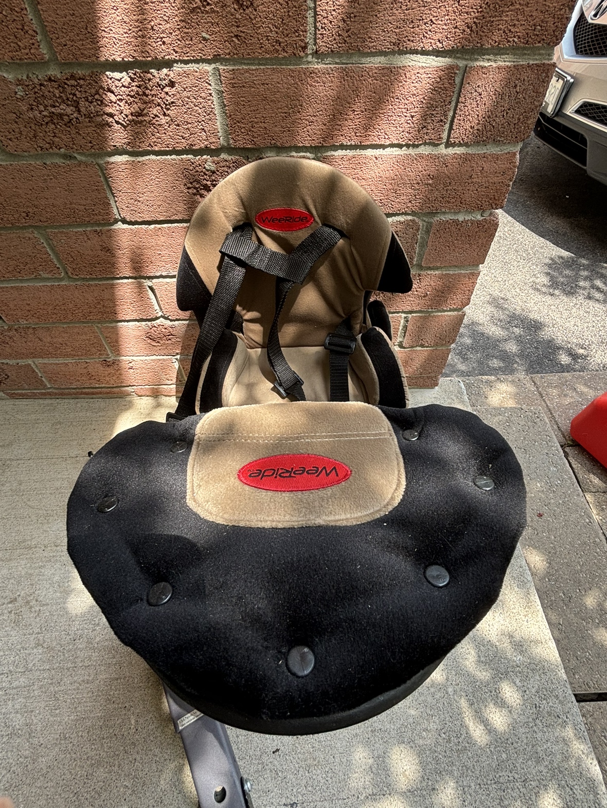 Child bike carrier image indicator(2)