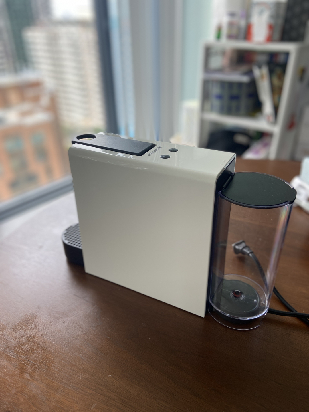 Nespresso Essenza Mini + FREE gifts thumbnail
