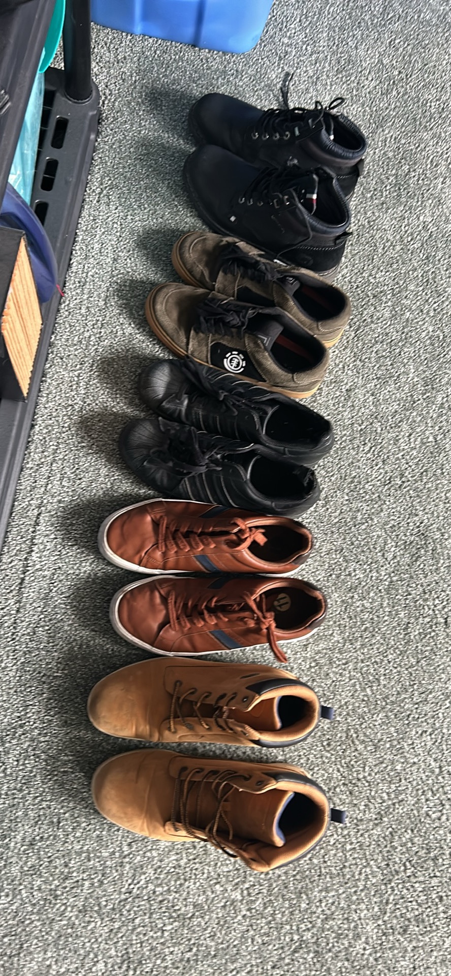 Bundle of shoes - photo 2
