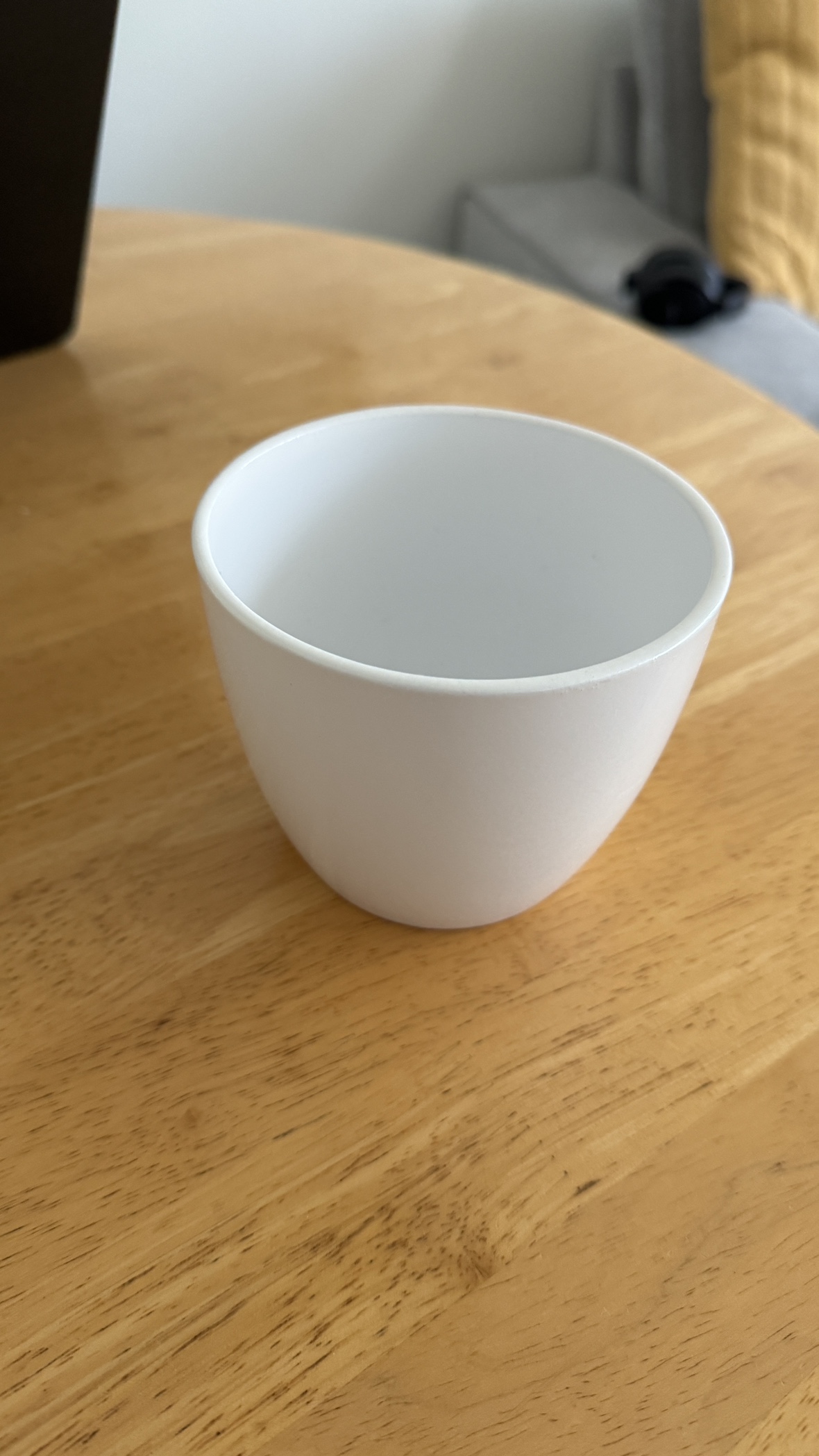 Mix of plant pots & saucers - photo 4
