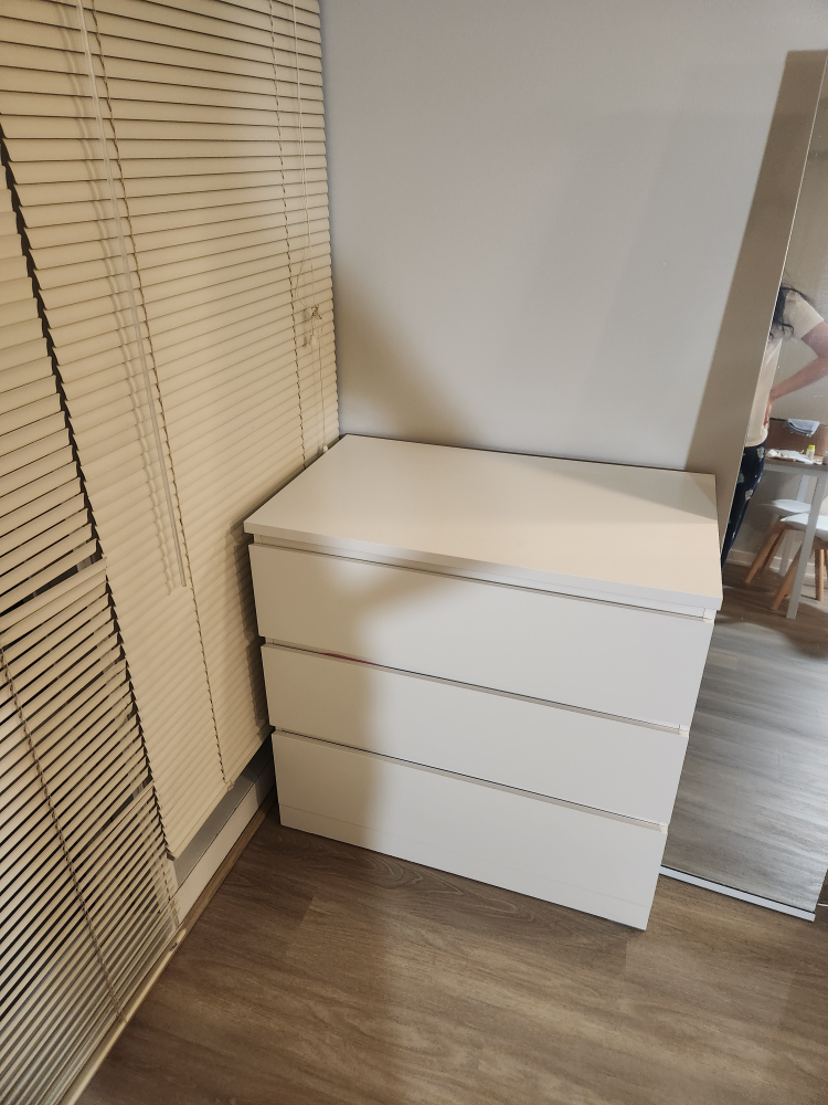 dresser - photo 2