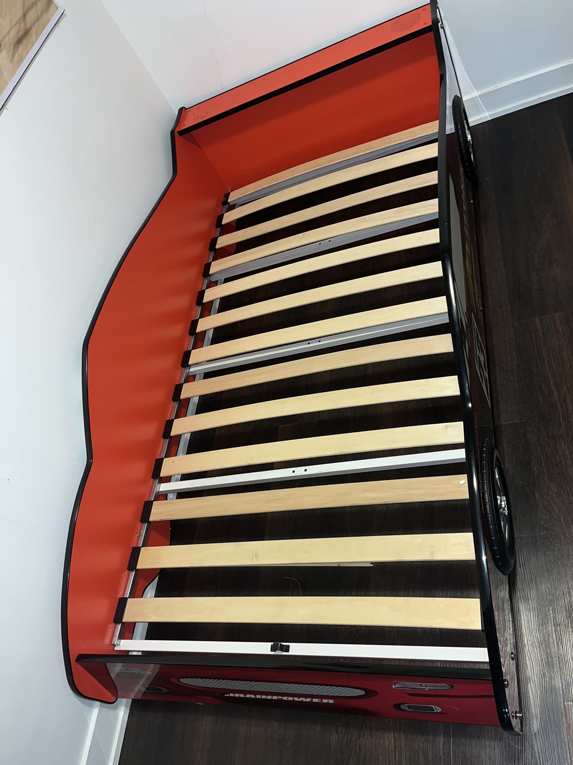 TWIN RACE CAR BED - photo 3
