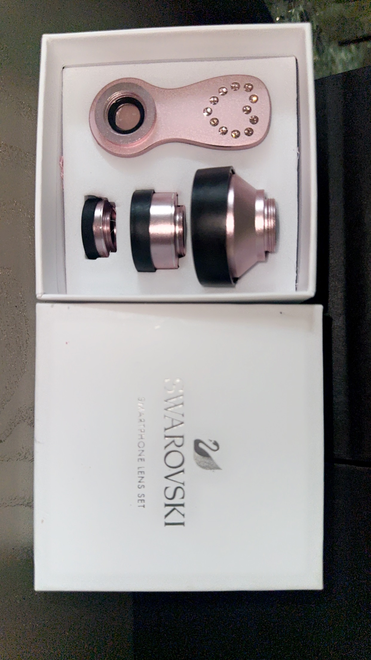 Brand new Swaraviski smartphone lenses image indicator(3)