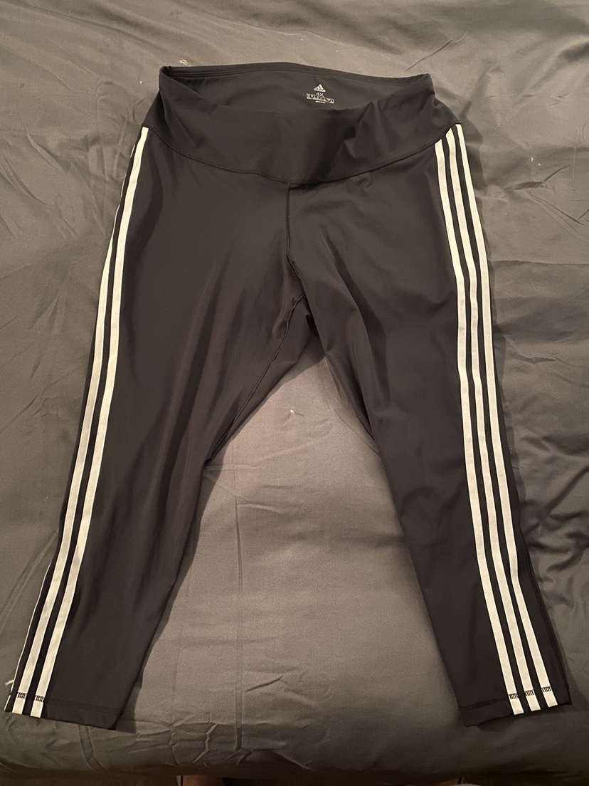 Adidas NWT Size 4X 7/8 length leggings thumbnail