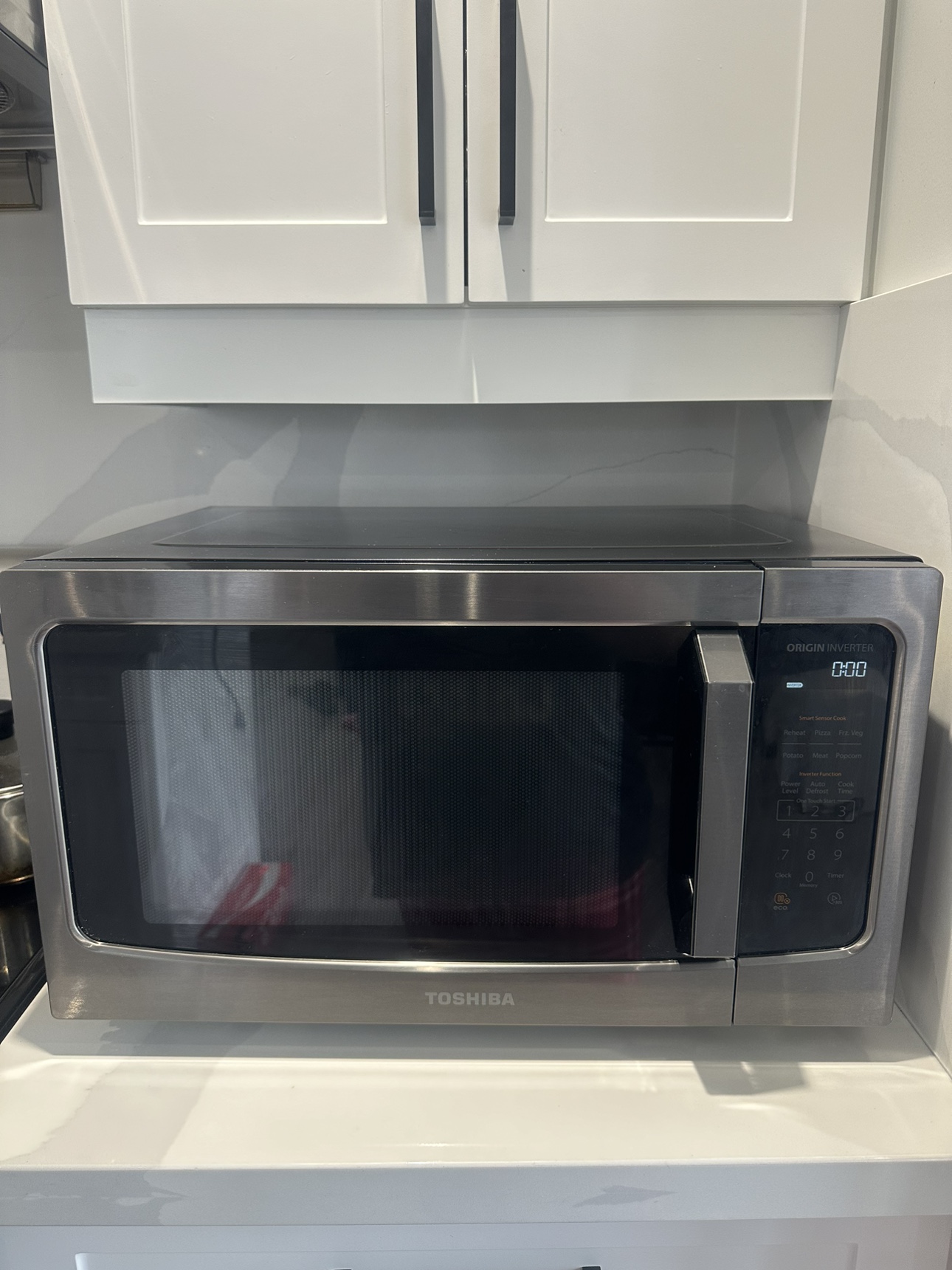 BIG Toshiba Microwave with Inverter Technology