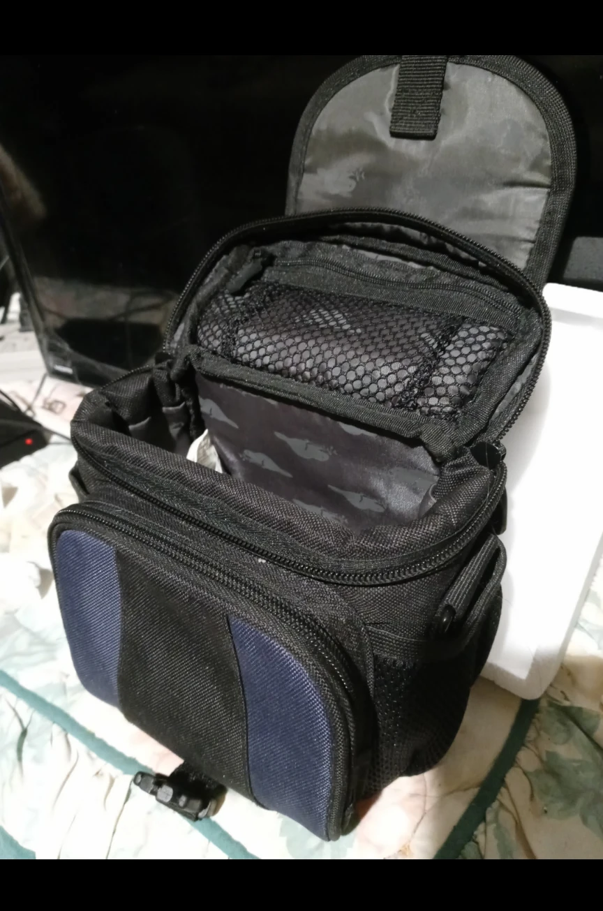 Roots Camcorder / Camera Travel Bag. - photo 5