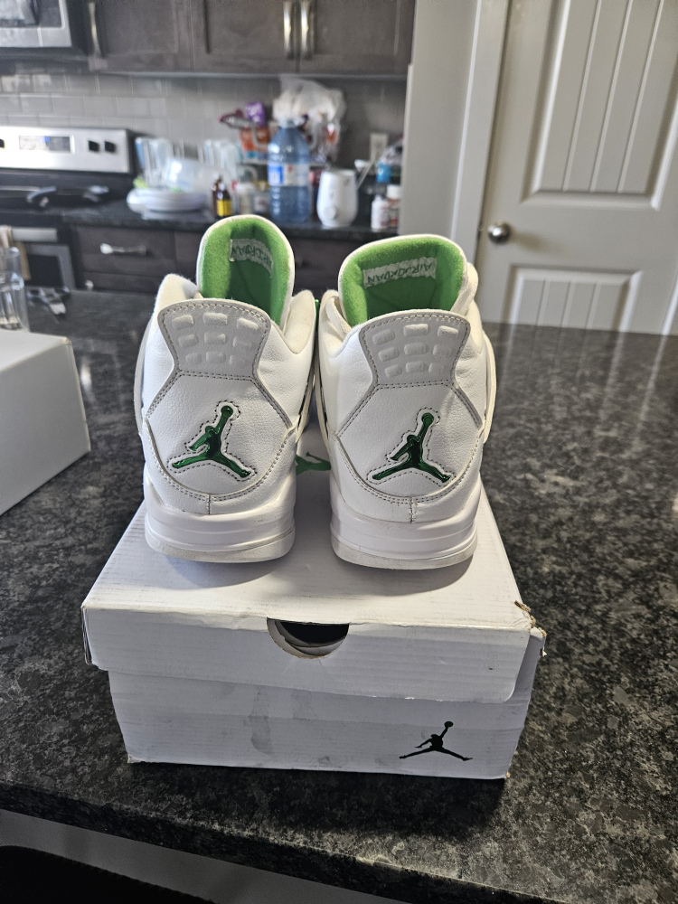 JORDAN 4 METALLIC GREEN - photo 2
