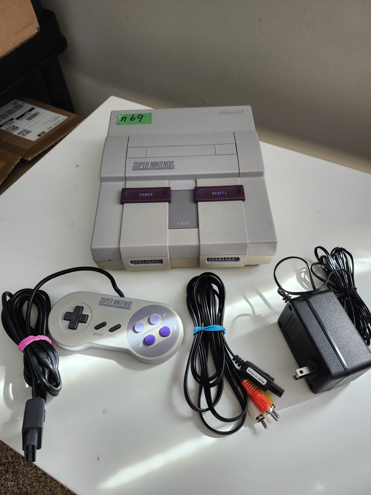 N69 SUPER NINTENDO ENTERTAINMENT SYSTEM thumbnail