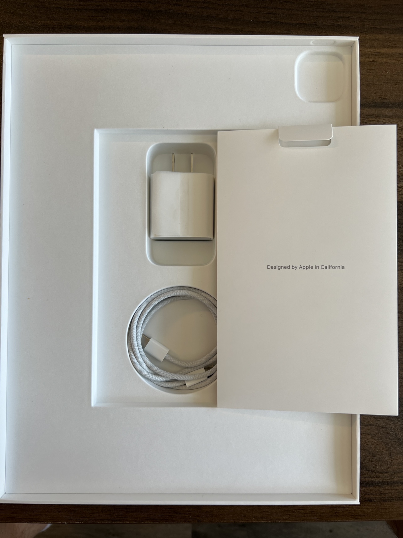 iPad Pro 12.9-inch (6th generation) 256GB - Perfect Condition - photo 3