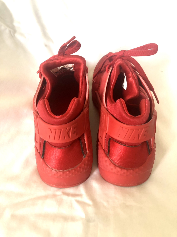 Nike Air Huarache Run (GS) Youth's Red Running Shoes Size 5.5 Y image indicator(3)