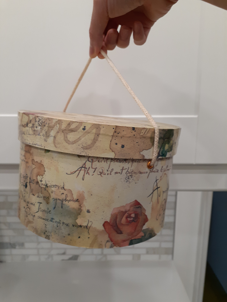 Set of 2 Hat Boxes image indicator(4)