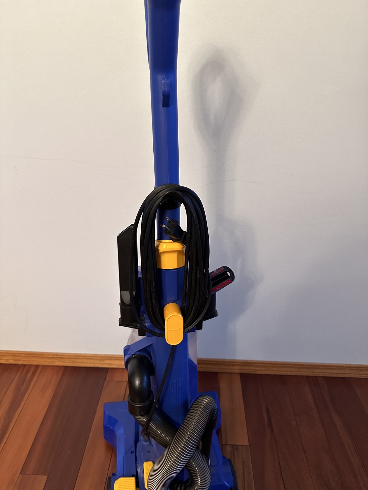 Eureka PowerSpeed Vacuum Cleaner image indicator(5)