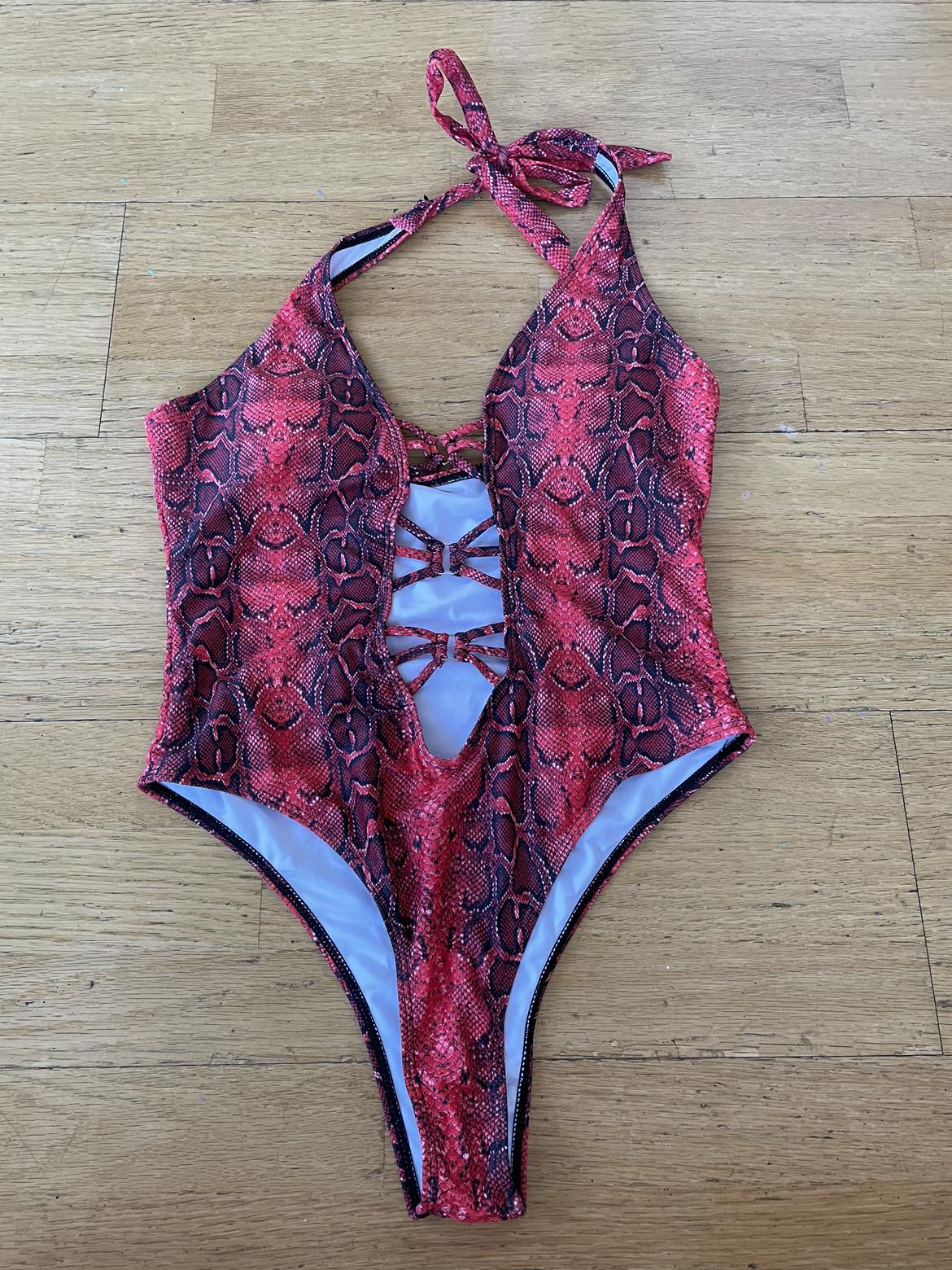 Brand New L 1 piece Bathing Suit
