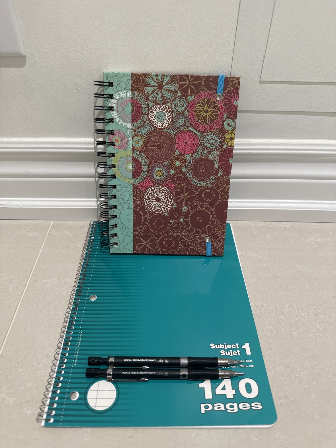 Board, market, notebooks and pencils - photo 2