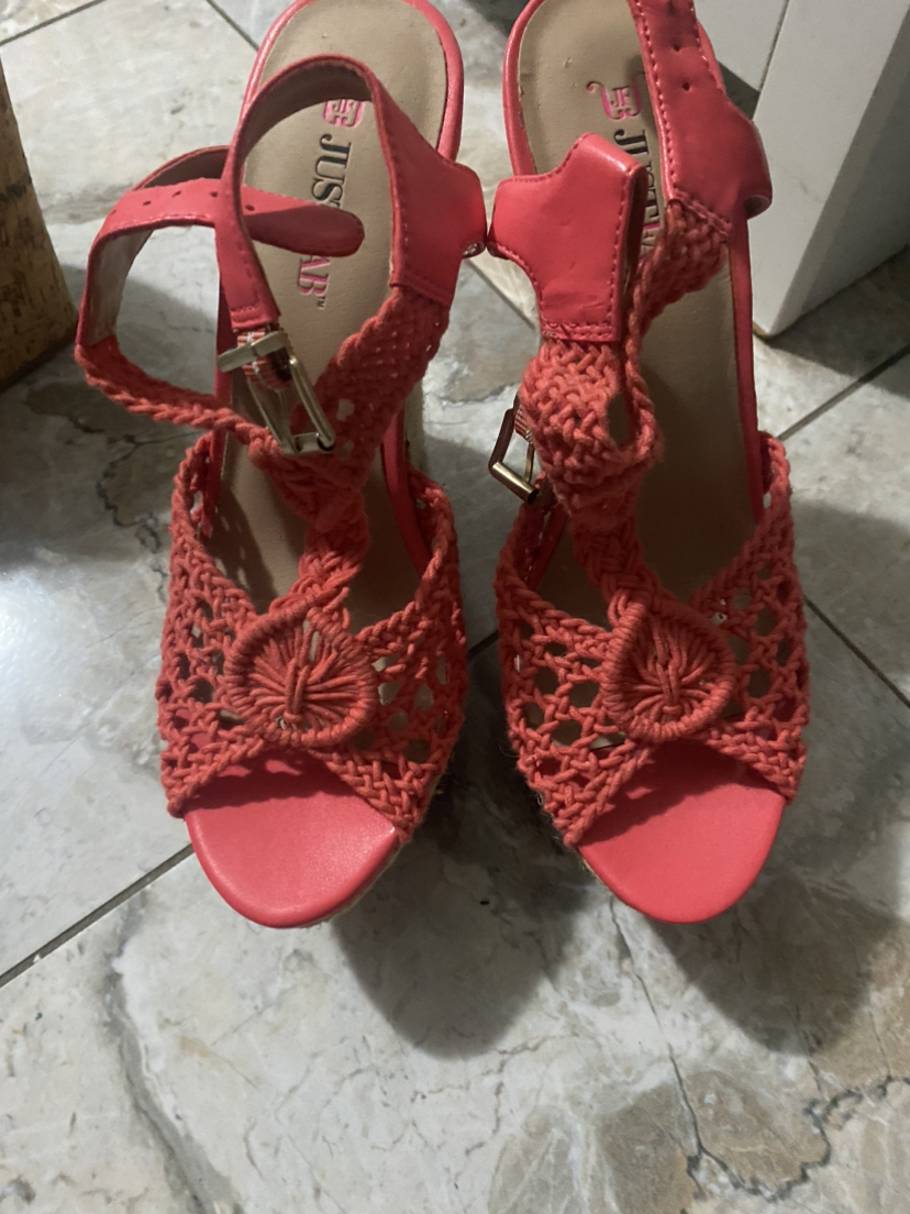 Ladies heels thumbnail