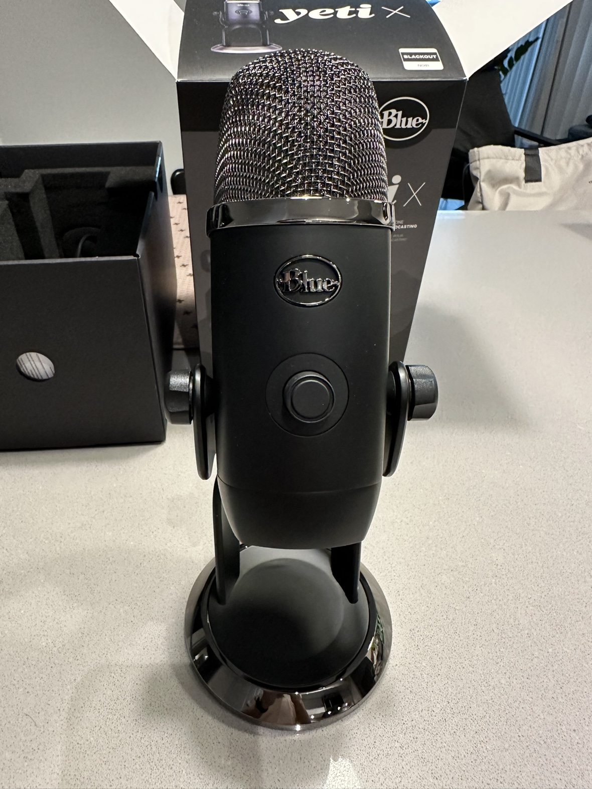 Blue Yeti X (Blackout) USB Microphone - photo 3