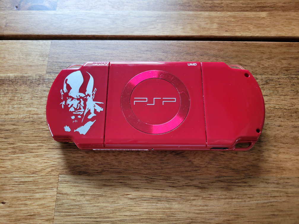 PSP God of War Bundle - photo 2