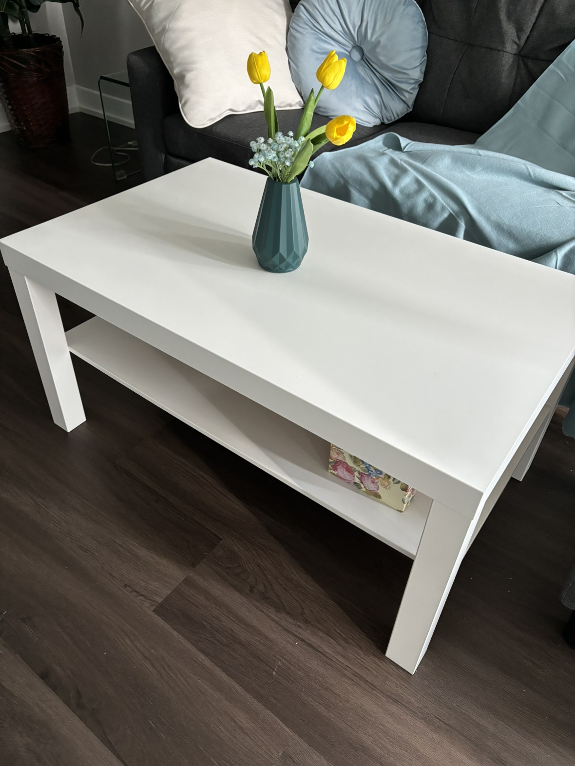 ikea lack coffee table (white)