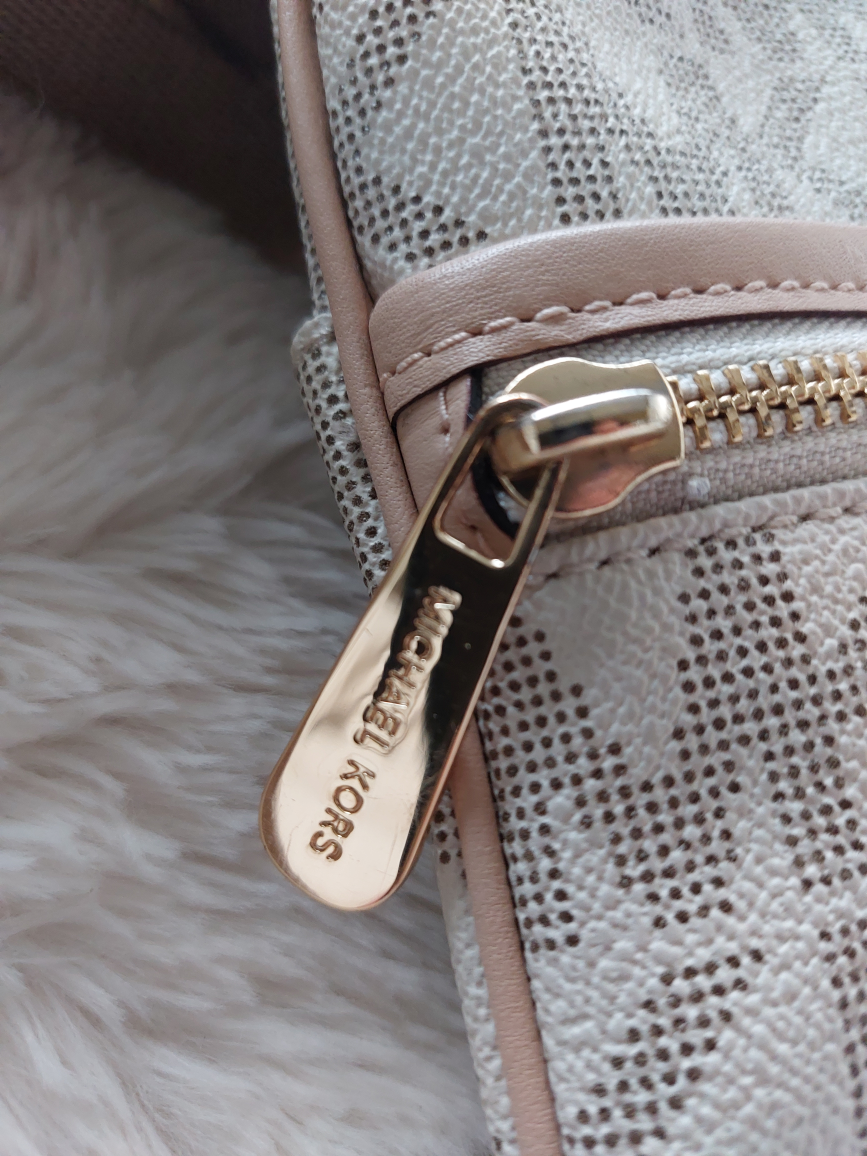 Michael Kors cross body bag with card holder - photo 2