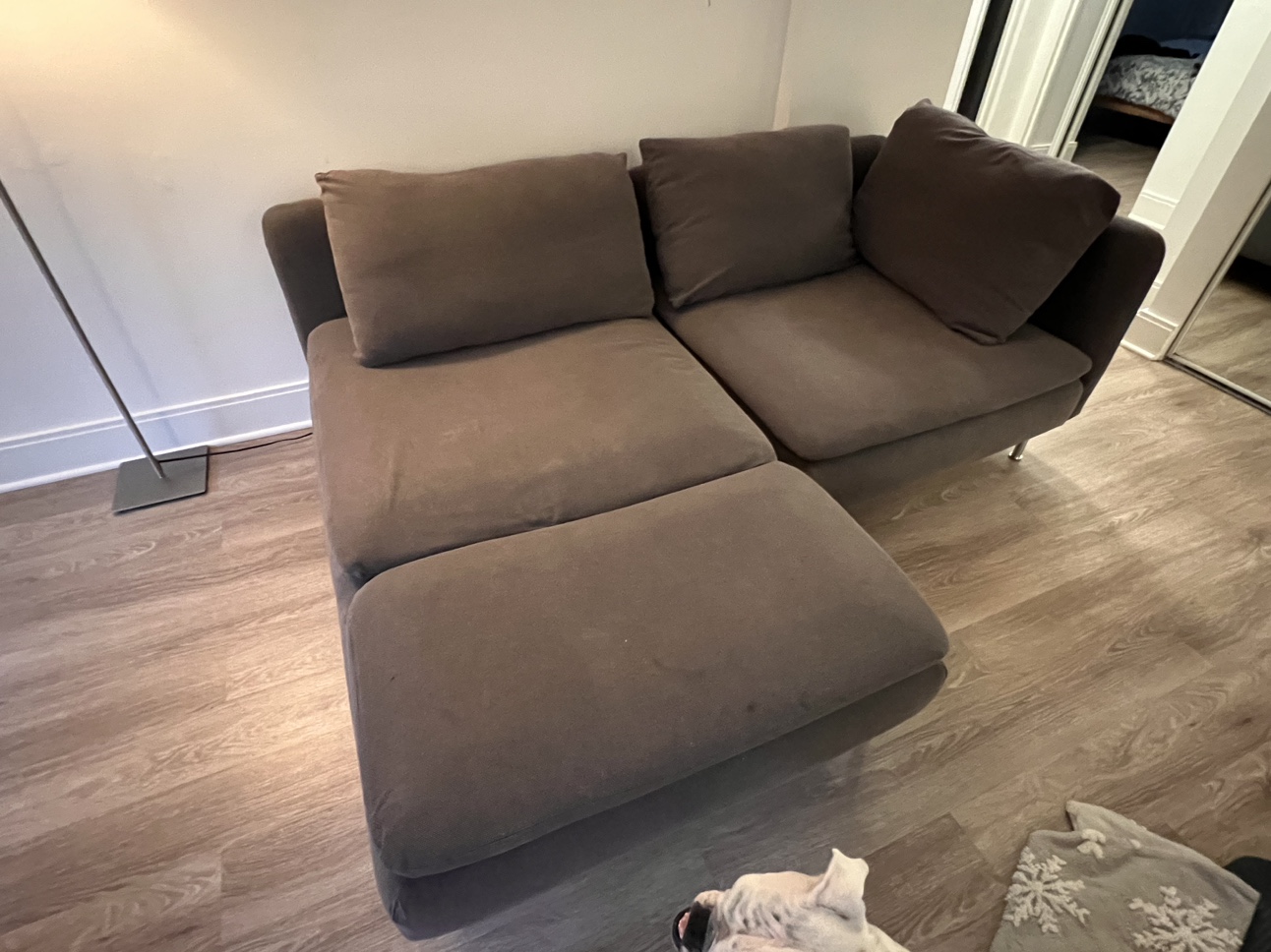 Loveseat with chaise - photo 2