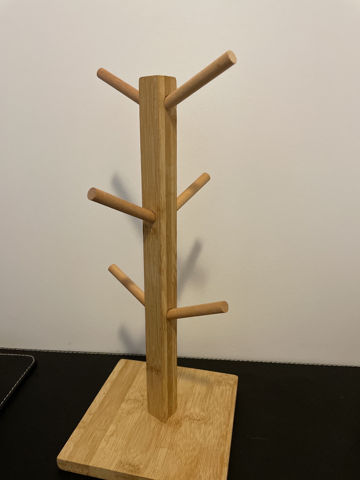Bamboo mug holder thumbnail