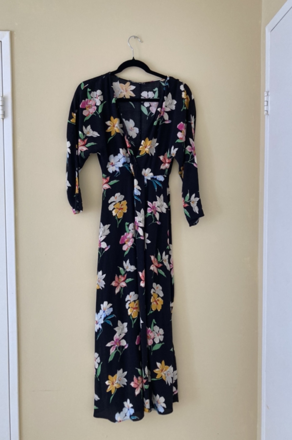 Zara Black Floral Long Dress - XS Size image indicator(2)