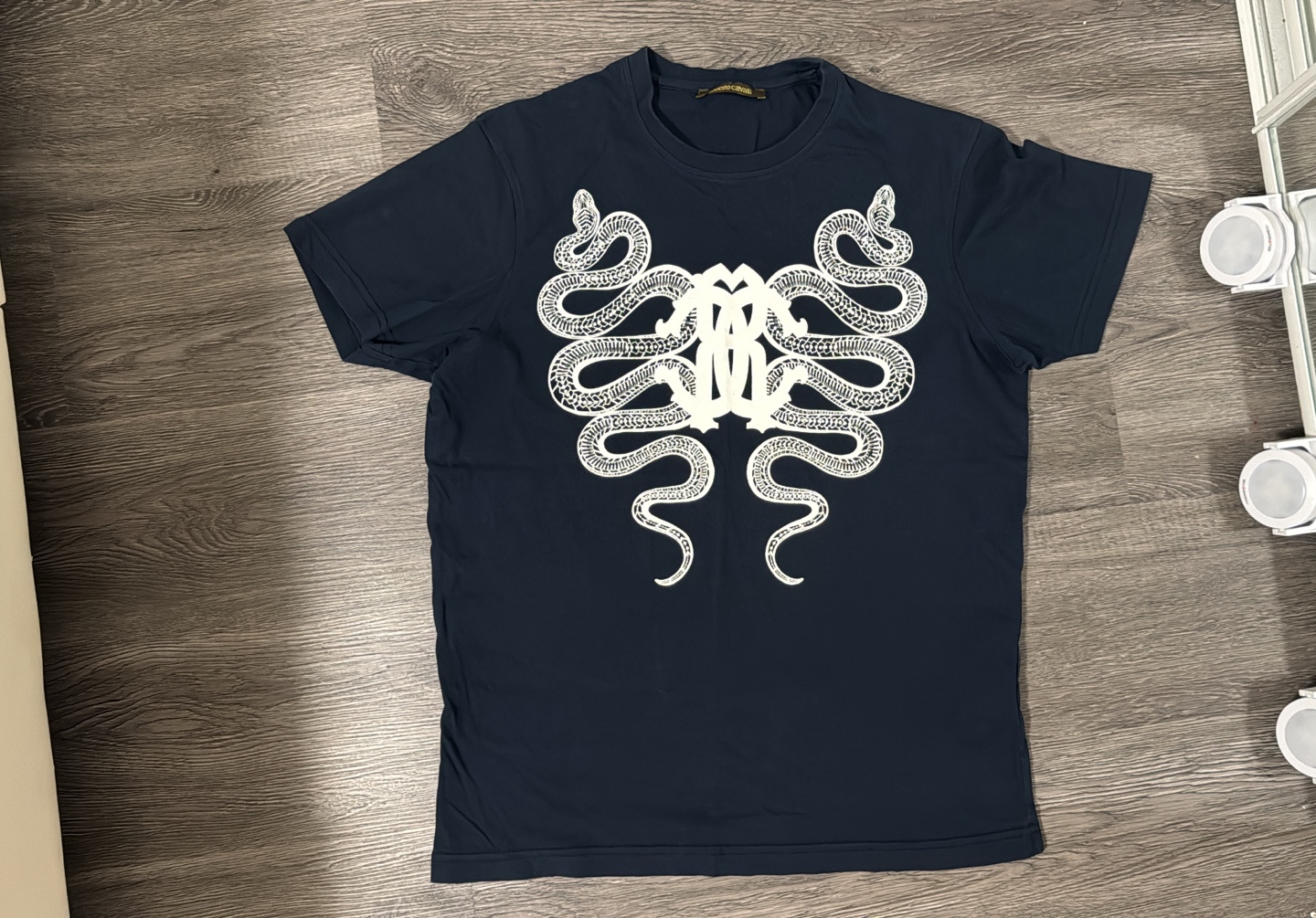 T-shirt thumbnail