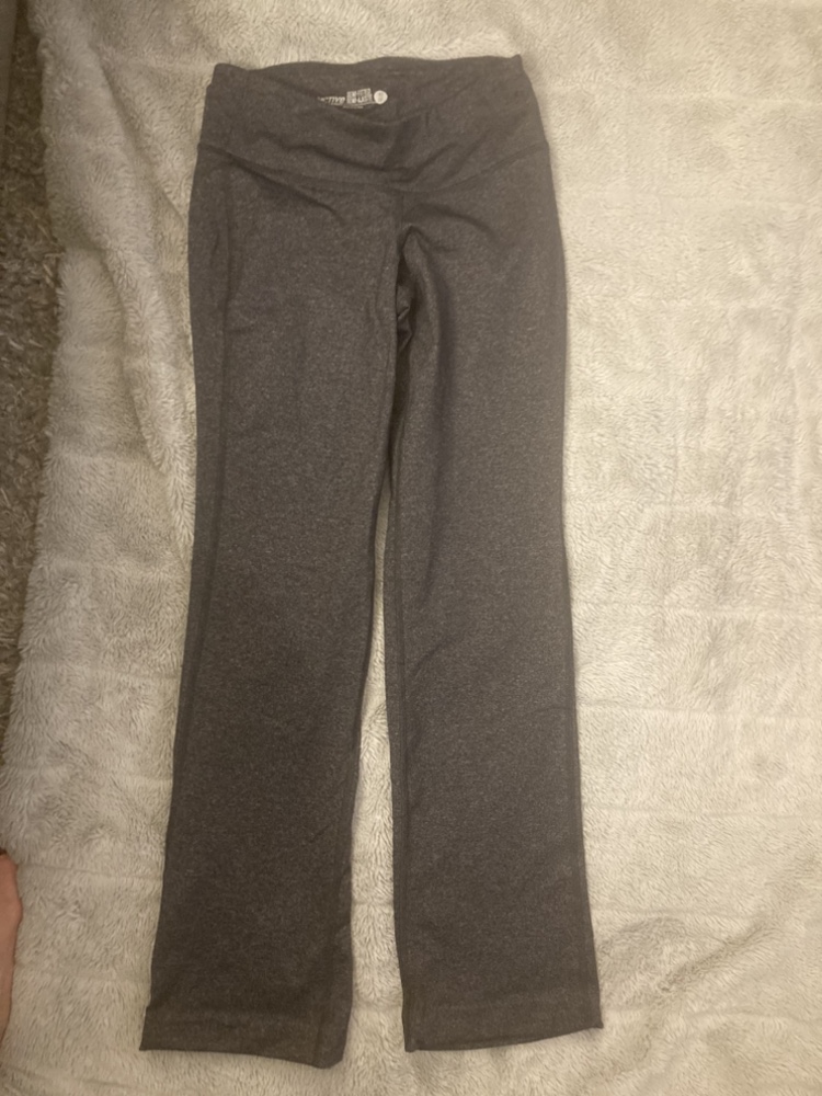 LOT 9 Piece Athletic Wear XS-S MINT image indicator(8)