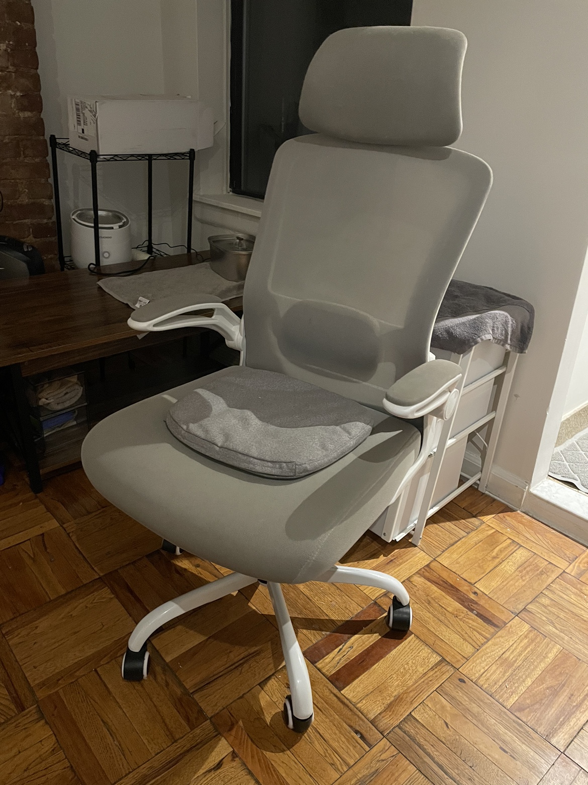 Mimoglad Ergomomic Office Chair (mint condition!!!)