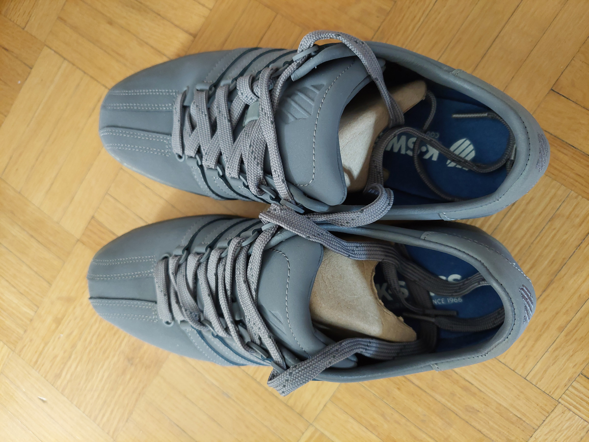 Like New K-Swiss mens size 10 grey shoes kswiss - photo 2