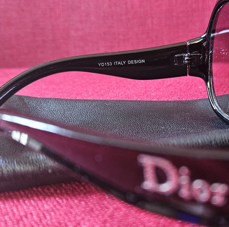 Dior Sunglasses image indicator(3)