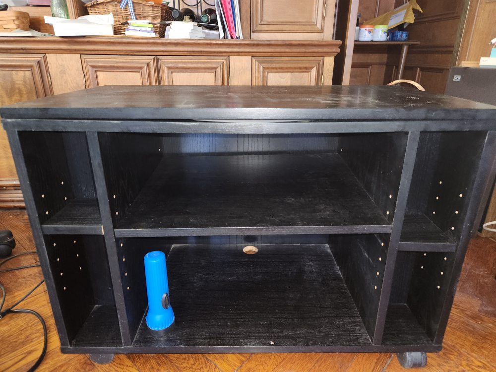 TV/monitor stand
