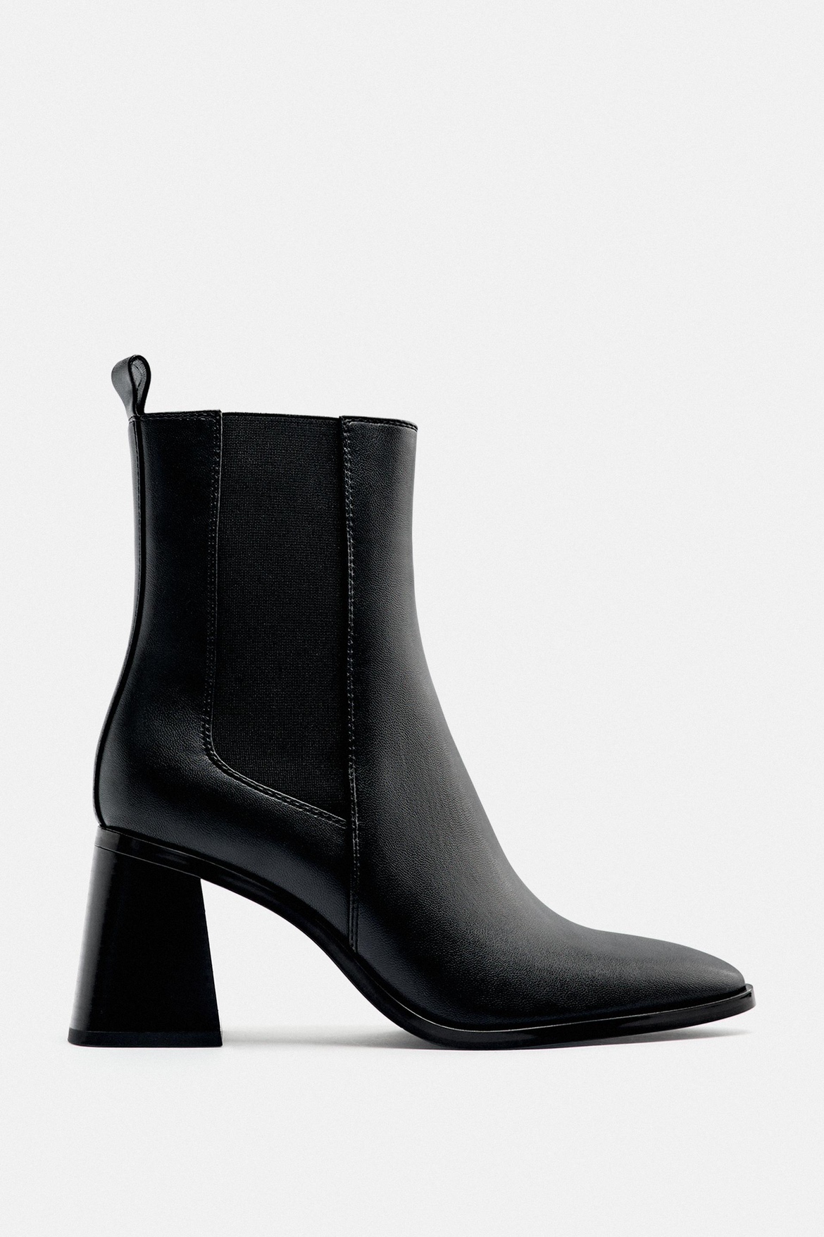 Black ankle boots thumbnail