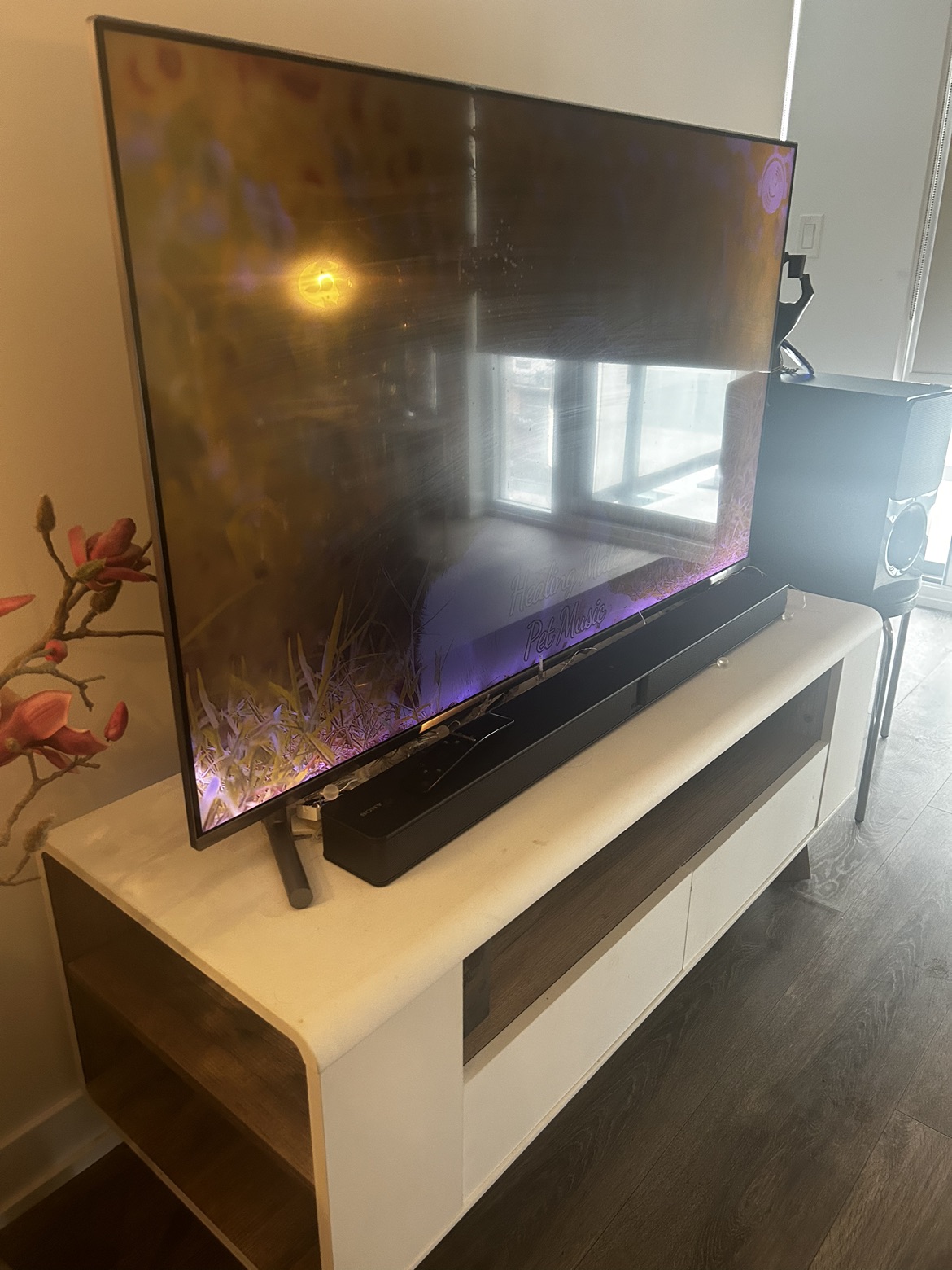 CHELSA media unit- from Structube- pickup from location