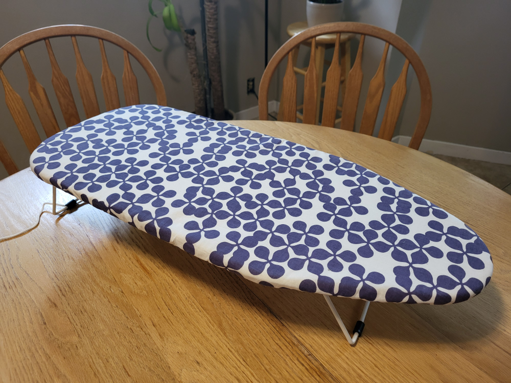 FREE  - IKEA Jäll tabletop ironing board #freecycle thumbnail