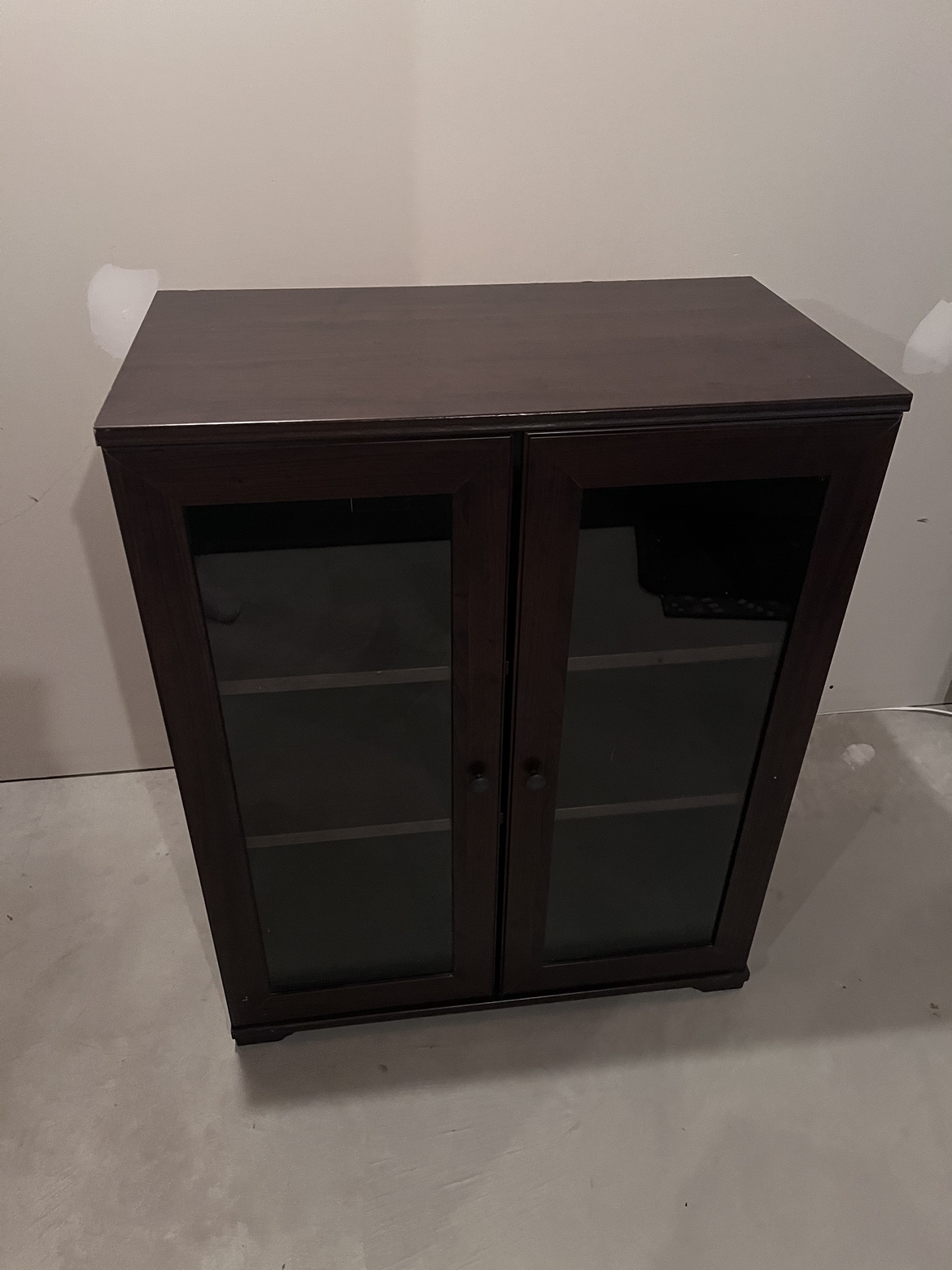 Glass Front Cupboard / Bookshelf - photo 2