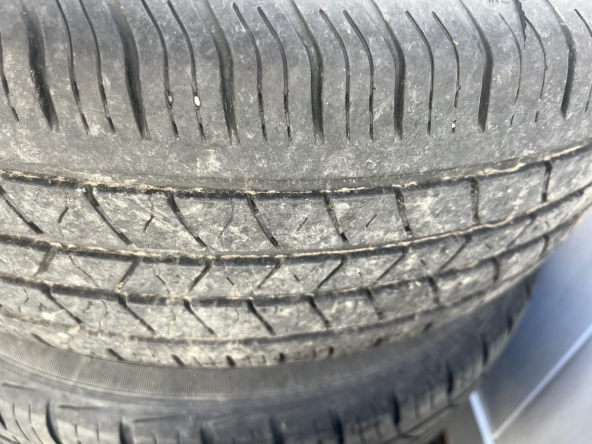 Summer tires for a Toyota Corolla - photo 2