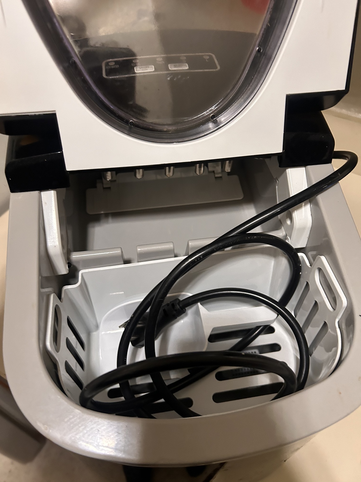 Ice maker - photo 2