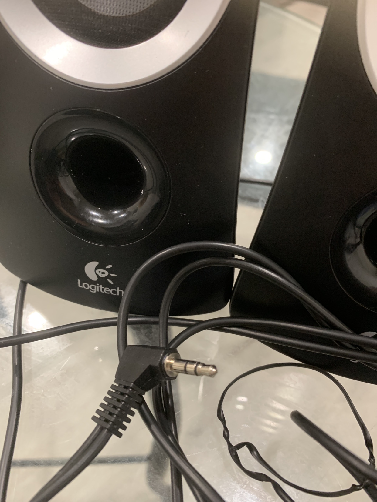 Logitech Speaker #freecycle image indicator(3)