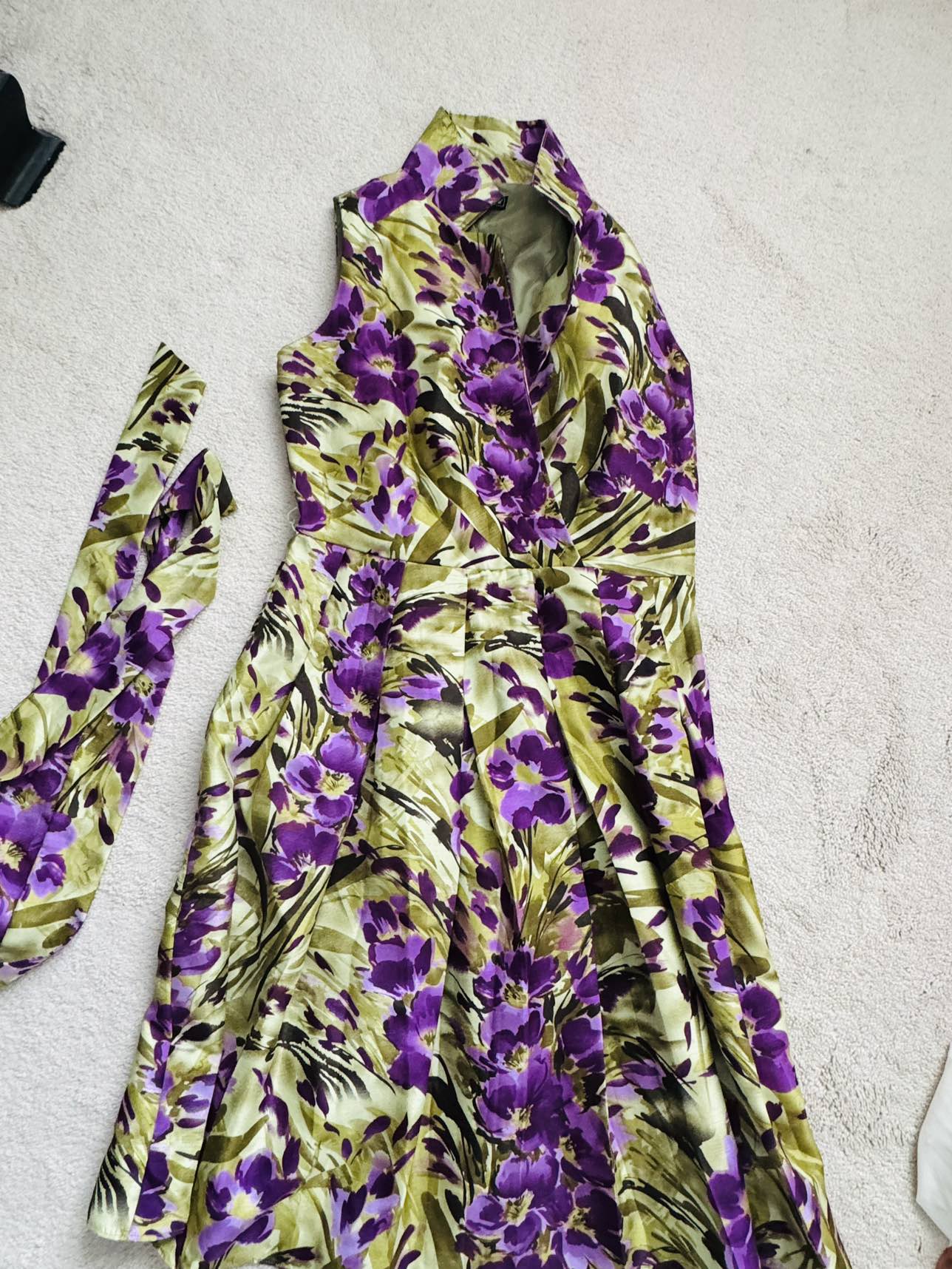 Elegant silk tea, party dress, or summer dress - photo 2