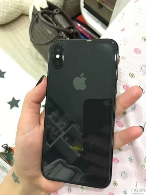 iPhone X