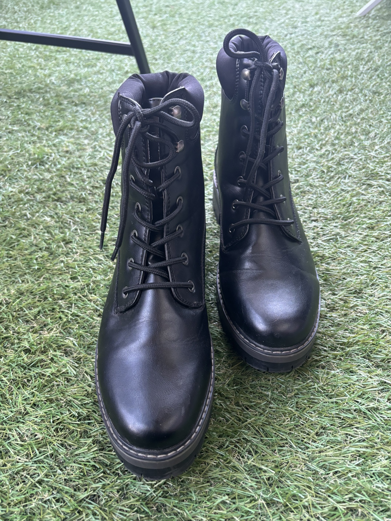 Cristen Boots, Size - 10