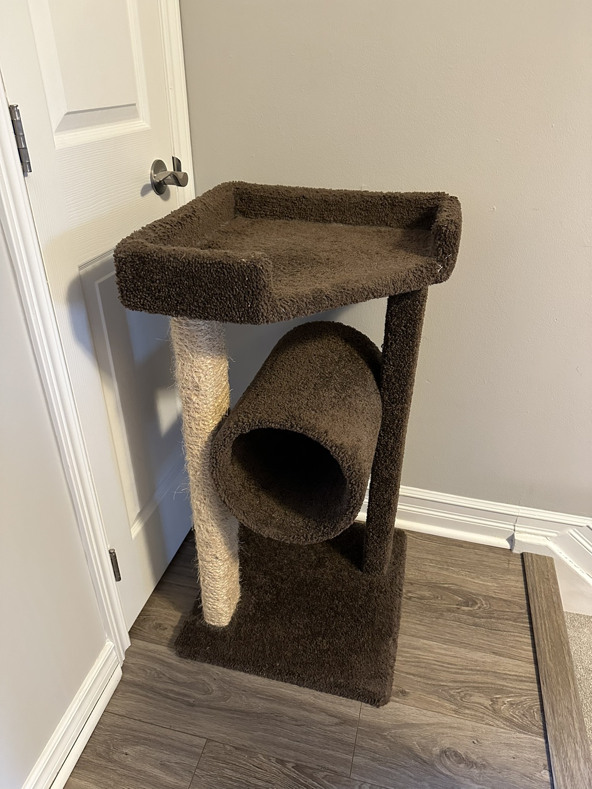 Brown Cat Tree Built-In Scratching Post 🧡 image indicator(2)