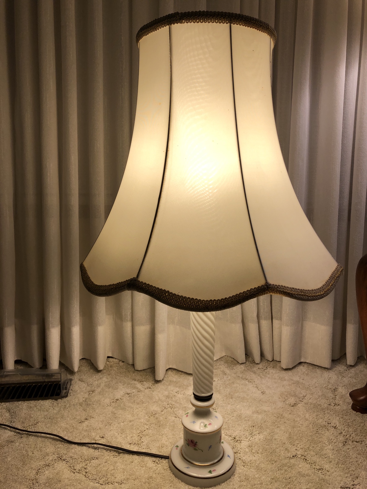 Vintage Marble Lamp with large shade