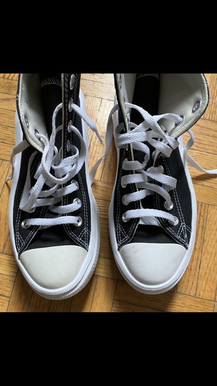 Women’s Converse Chuck Taylor All Star Platforms Size 7 👟🖤🤍 image indicator(4)