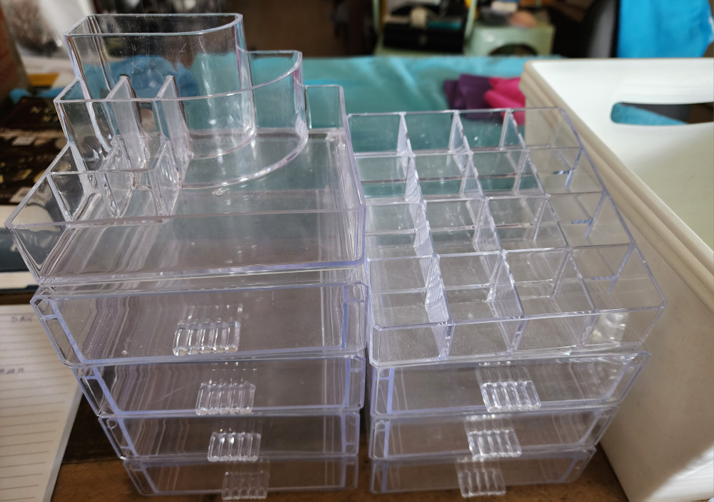 storage buckets, bins, draws, trays - photo 3
