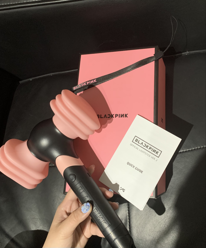 Blackpink Official Light Stick Version 2 thumbnail