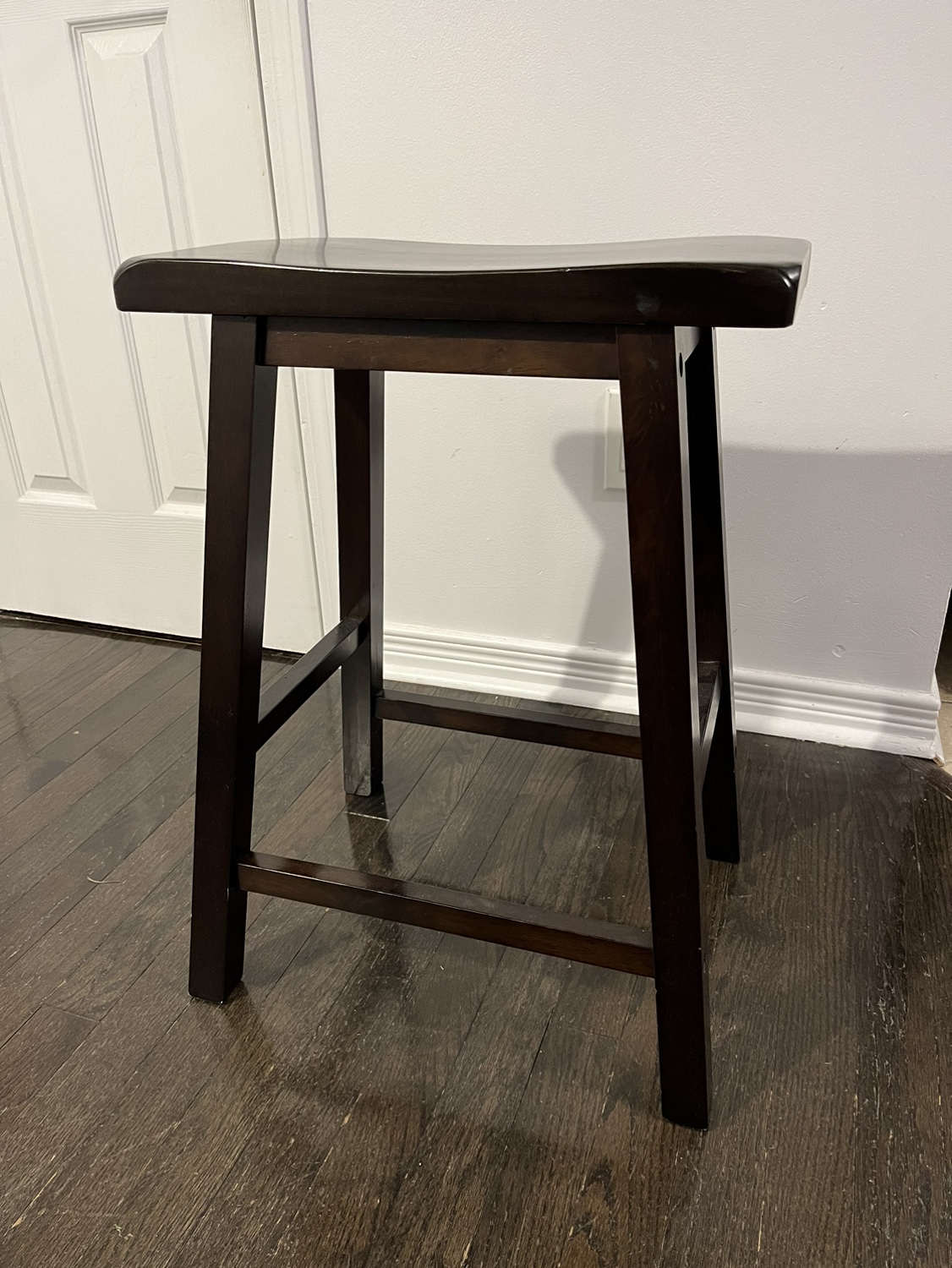 JYSK Konrad Counter Height Dining Chairs / Stools (Set of 3) Karrot