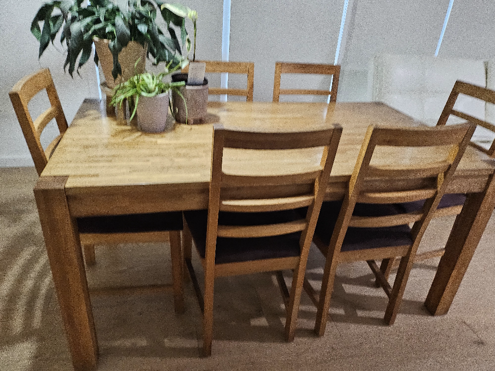 Dining Set with sideboard/buffet